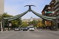 breite Strassen und das Utah State Capitol